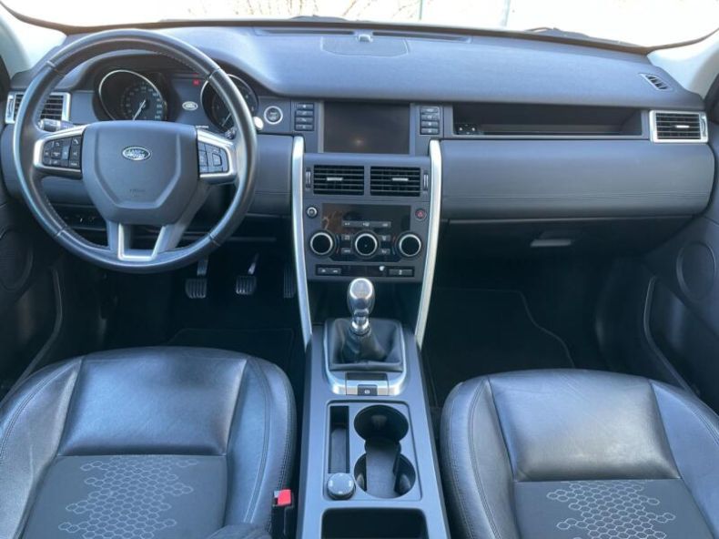 Land Rover Discovery - hlavní fotka