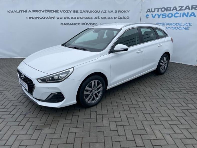 Hyundai i30 - hlavní foto