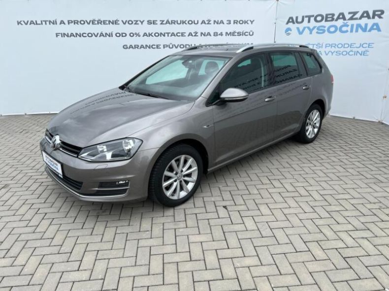 Volkswagen Golf - hlavní foto