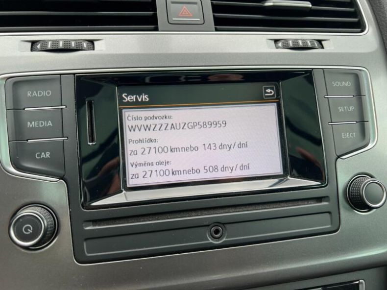 Volkswagen Golf - hlavní fotka