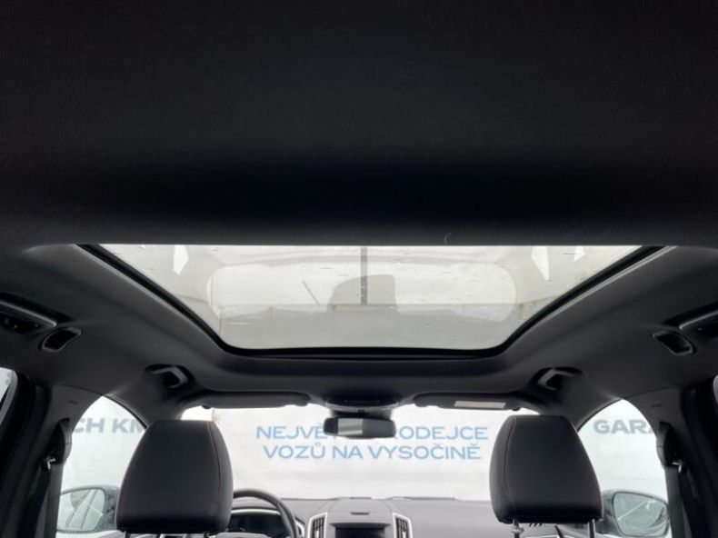 Ford S-MAX - hlavní fotka