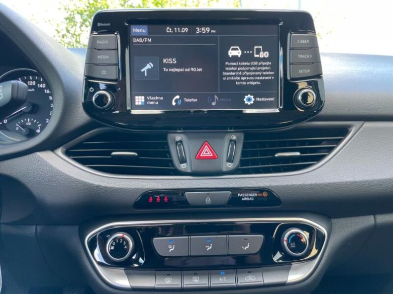 Hyundai i30 - hlavní fotka