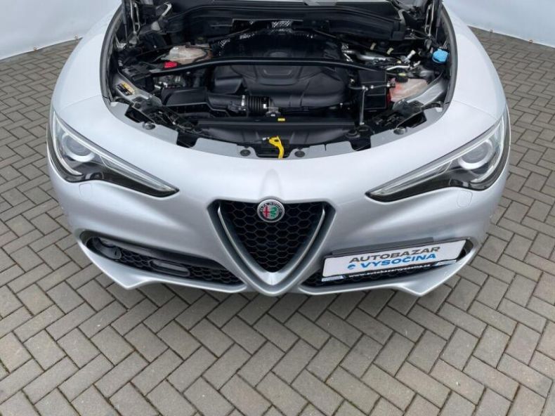 Alfa Romeo Stelvio - hlavní fotka