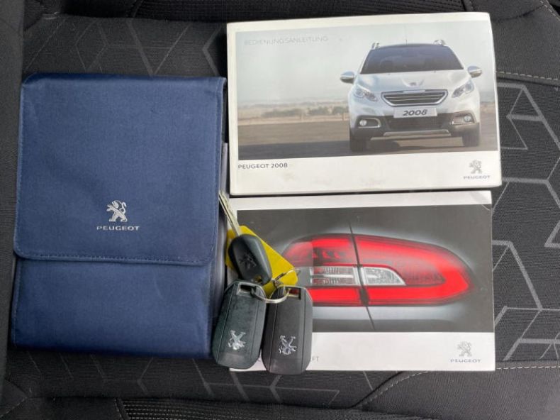 Peugeot 2008 - hlavní fotka