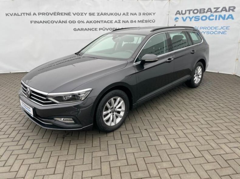 Volkswagen Passat - hlavní foto
