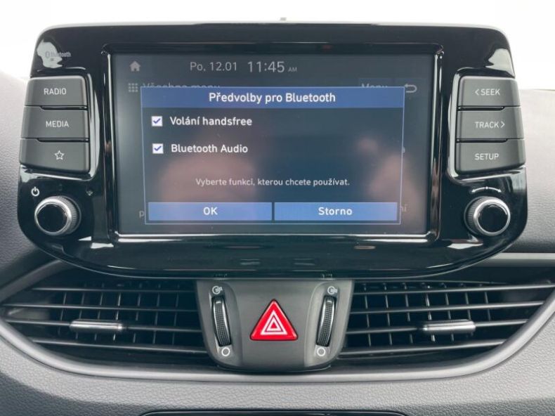 Hyundai i30 - hlavní fotka