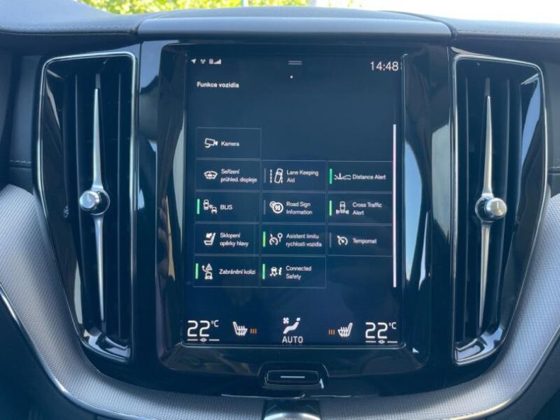 Volvo XC60 - hlavní fotka