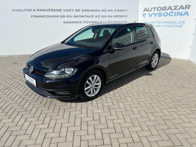 Volkswagen Golf - hlavní foto