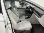 Volkswagen Passat - fotka číslo 10