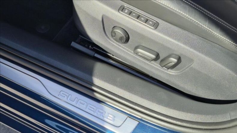 Škoda Superb - hlavní fotka