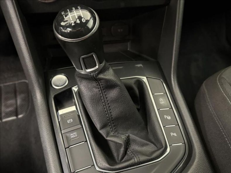 Volkswagen Tiguan - hlavní fotka