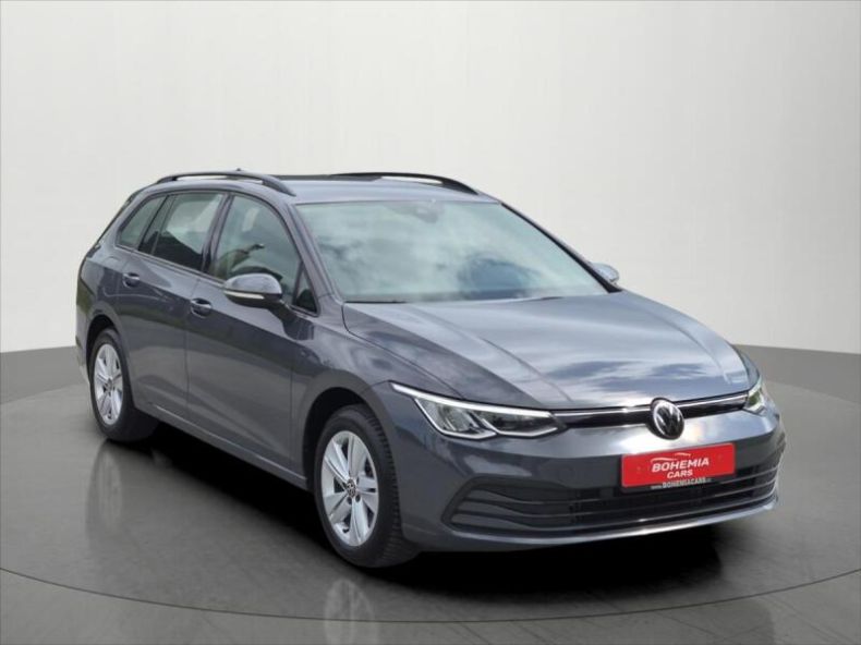 Volkswagen Golf - hlavní foto