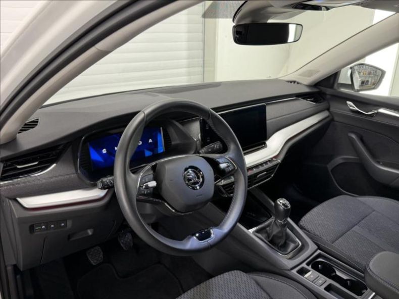 Škoda Octavia - hlavní fotka