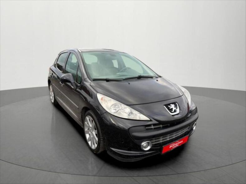 Peugeot 207 - hlavní fotka