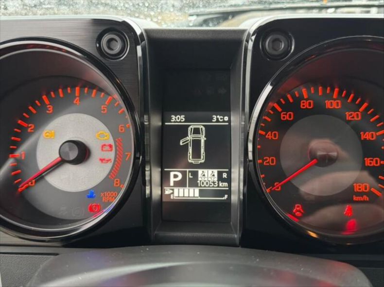 Suzuki Jimny - hlavní fotka