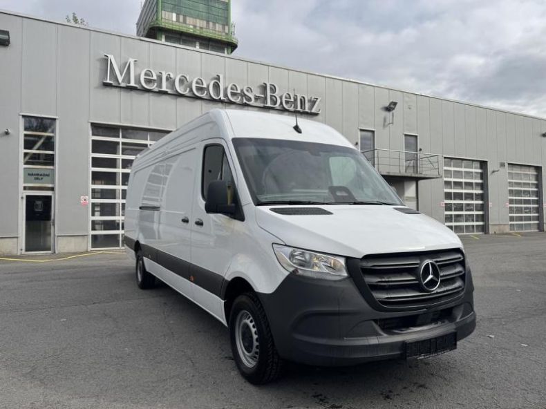 Mercedes Sprinter - hlavní foto
