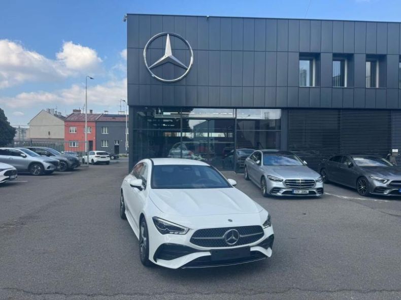 Mercedes Třída CLA - hlavní foto