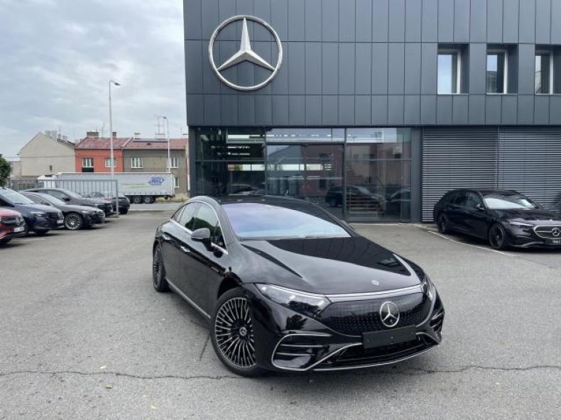 Mercedes EQS - hlavní foto