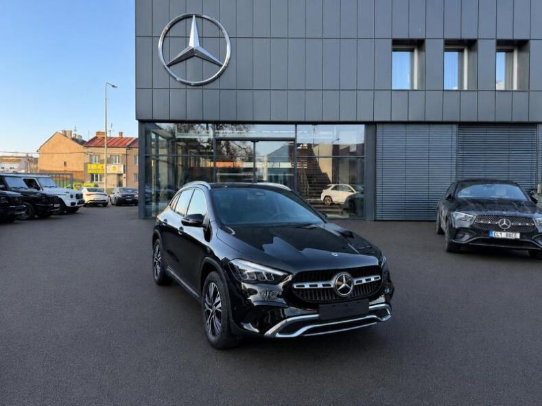 Mercedes Třída GLA - hlavní foto