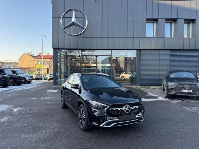 Mercedes Třída GLA - hlavní foto