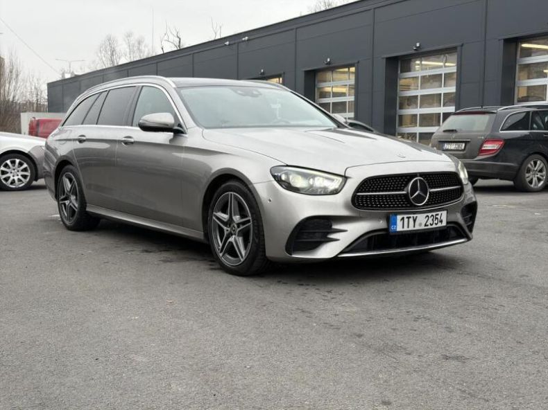 Mercedes Třída E - hlavní fotka
