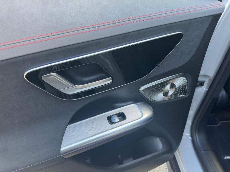 Mercedes EQE - hlavní fotka