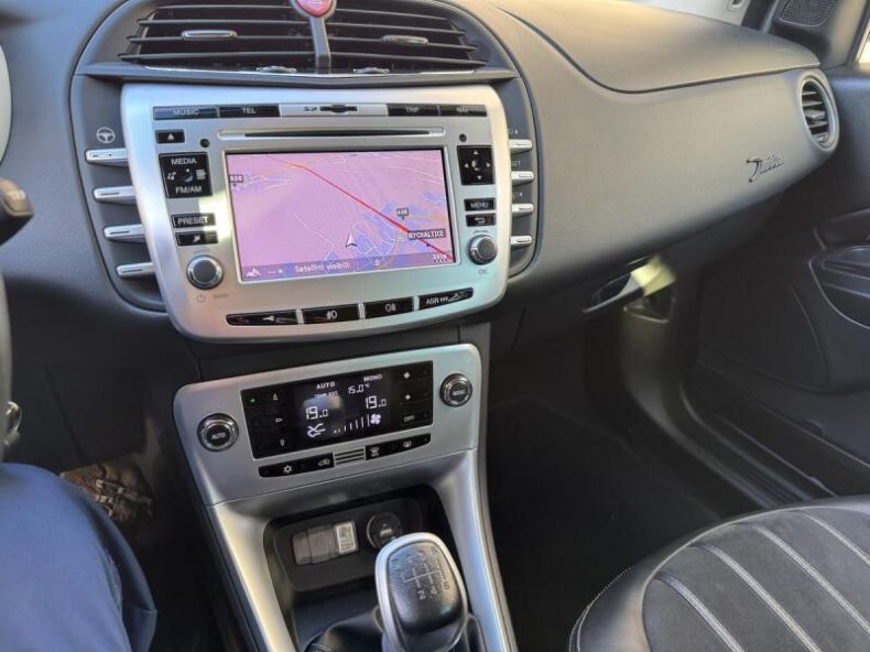 Lancia Delta - hlavní fotka