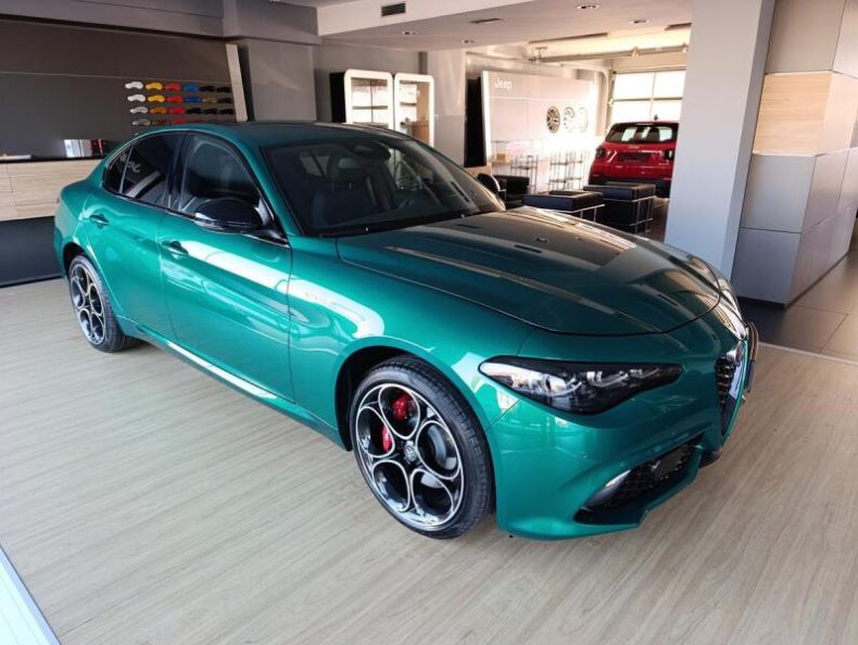Alfa Romeo Giulia - hlavní foto