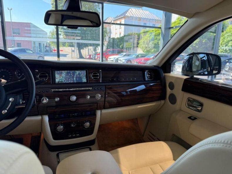 Rolls-Royce Phantom - hlavní fotka