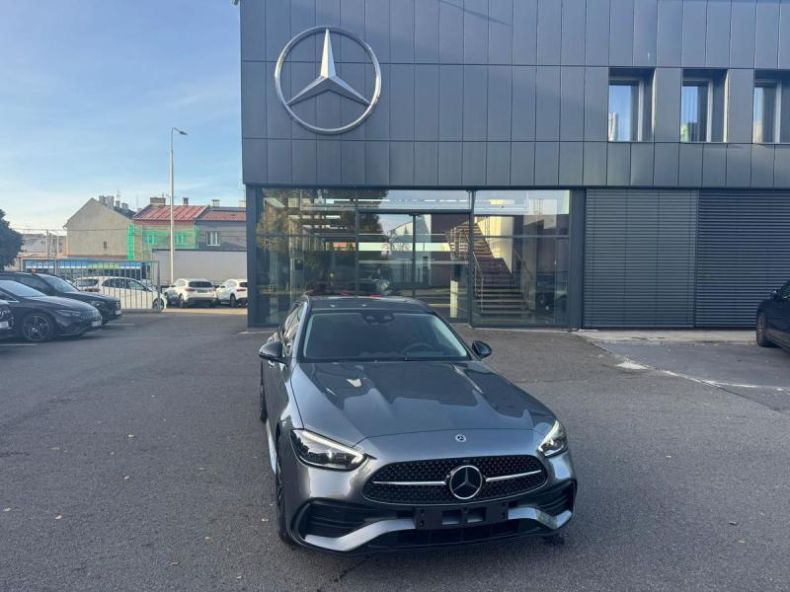 Mercedes Třída C - hlavní foto