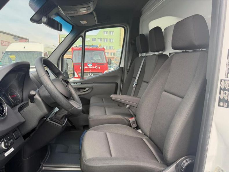 Mercedes Sprinter - hlavní fotka