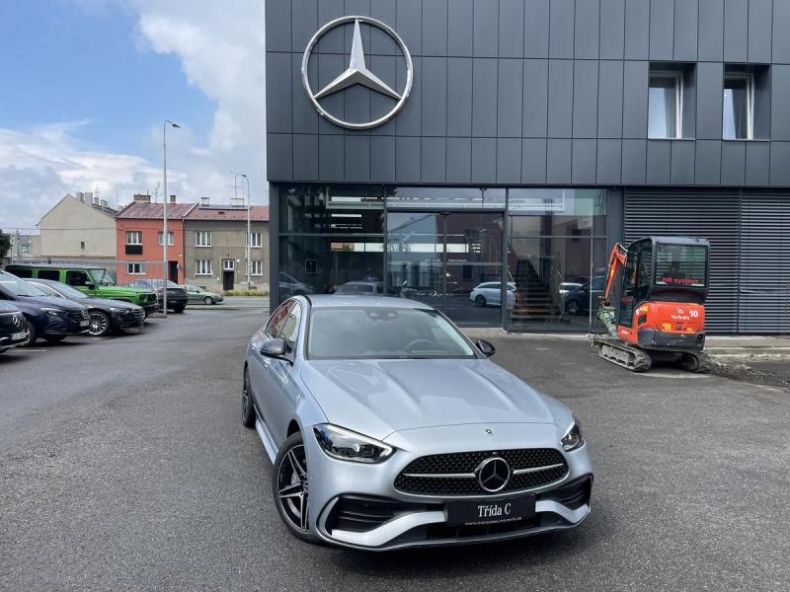 Mercedes Třída C - hlavní foto