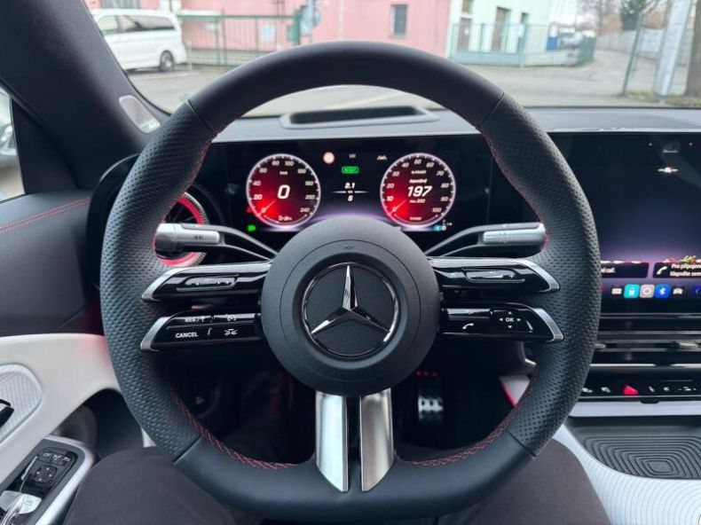 Mercedes Třída CLA - hlavní fotka