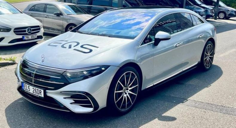 Mercedes EQS - hlavní foto