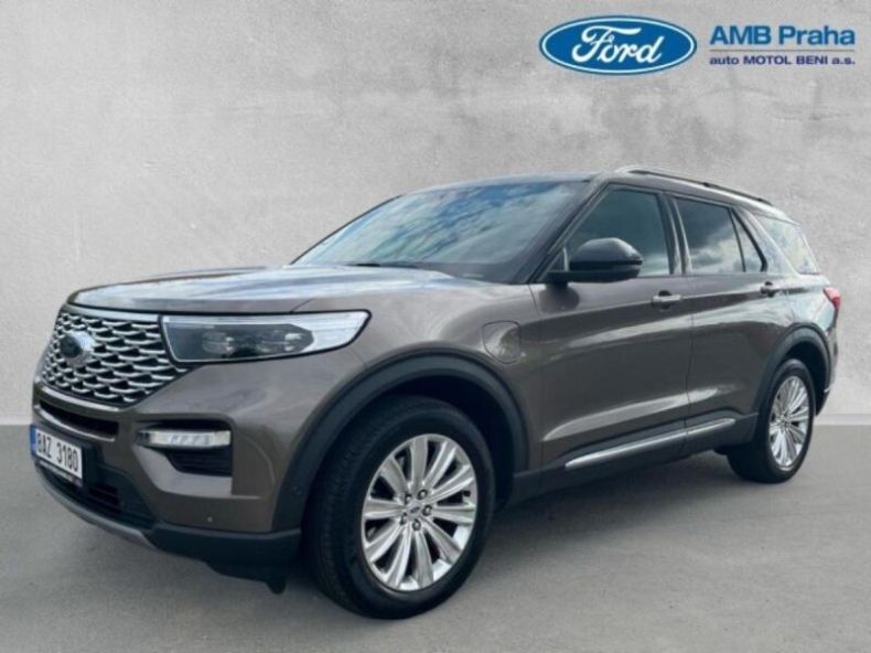 Ford Explorer - hlavní foto