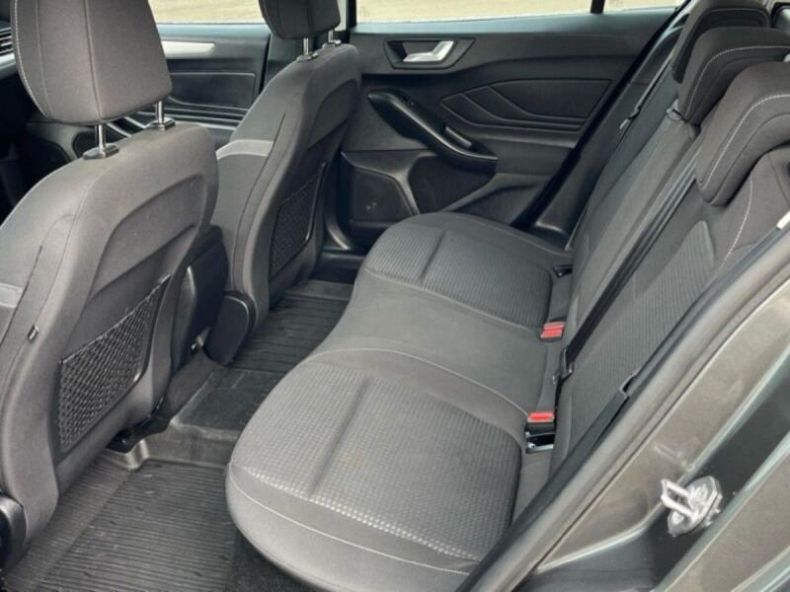 Ford Focus - hlavní fotka