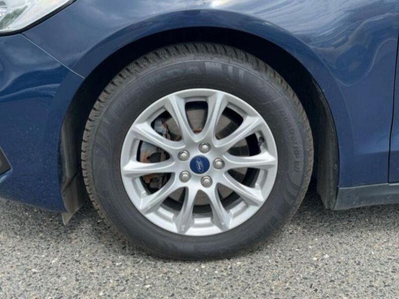 Ford Mondeo - hlavní fotka