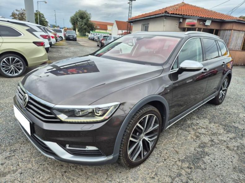 Volkswagen Passat - hlavní foto