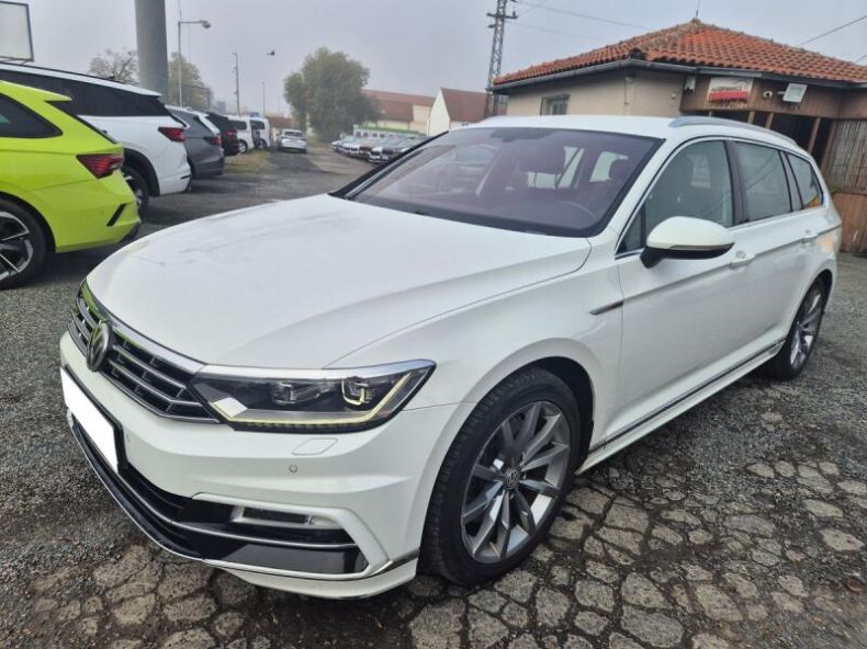 Volkswagen Passat - hlavní fotka