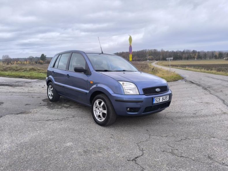 Ford Fusion - hlavní foto