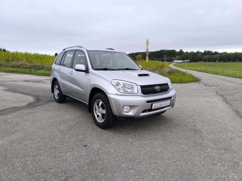 Toyota RAV 4 - hlavní fotka inzerátu