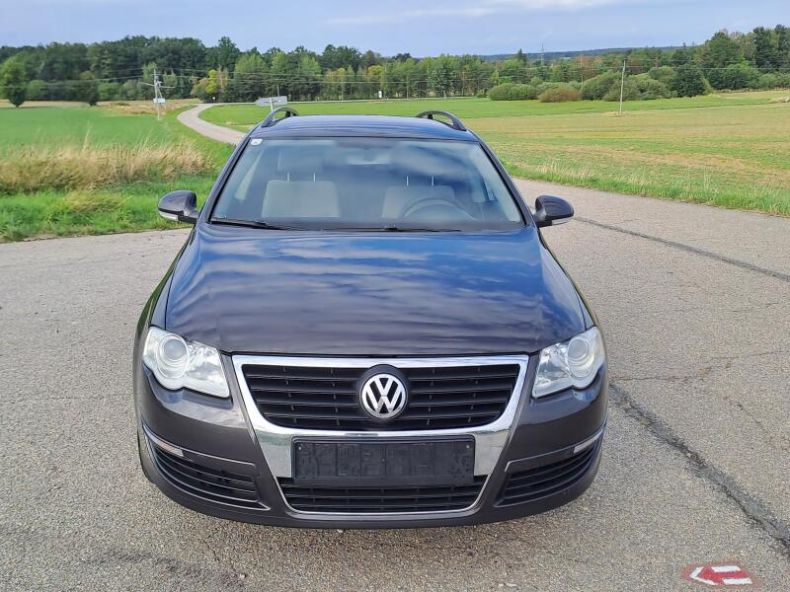 Volkswagen Passat - hlavní fotka inzerátu