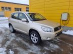 Toyota RAV 4 - fotka číslo 2