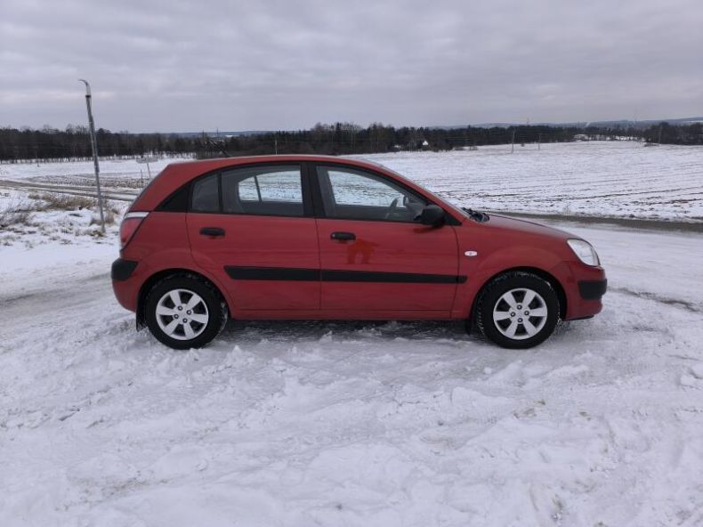 Kia Rio - hlavní fotka