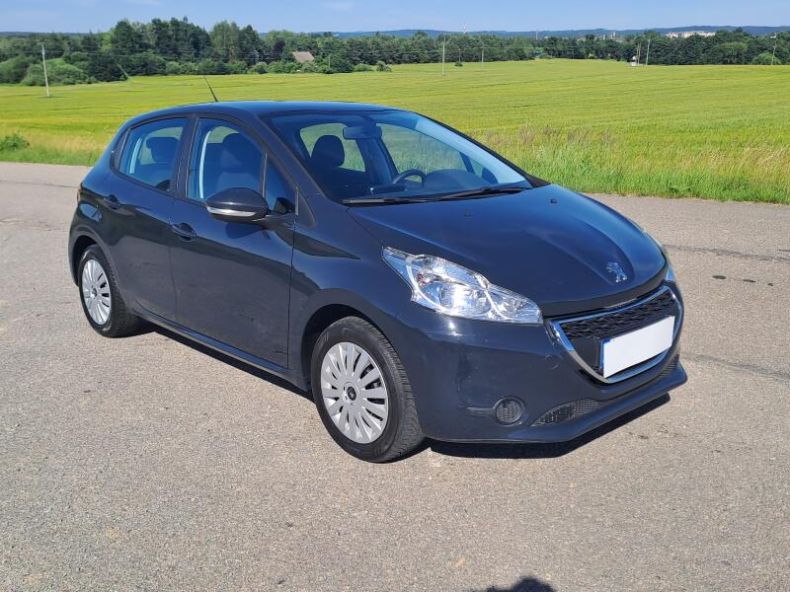 Peugeot 208 - hlavní fotka