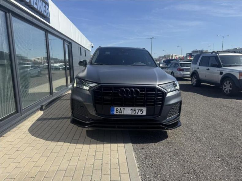 Audi Q7 - hlavní foto