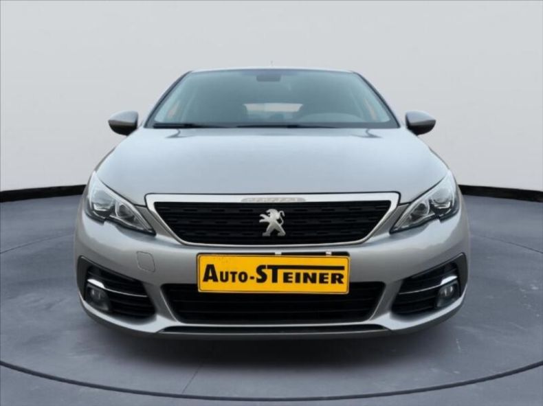 Peugeot 308 - hlavní foto