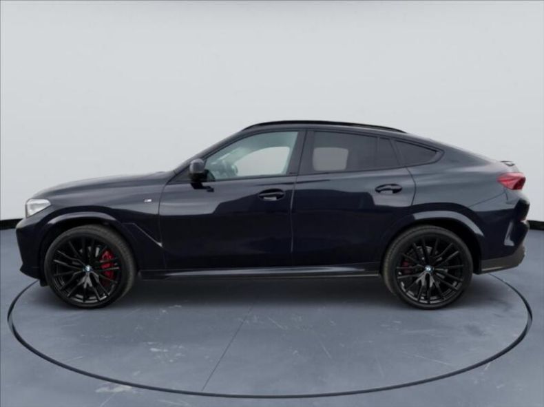 2022 BMW X6