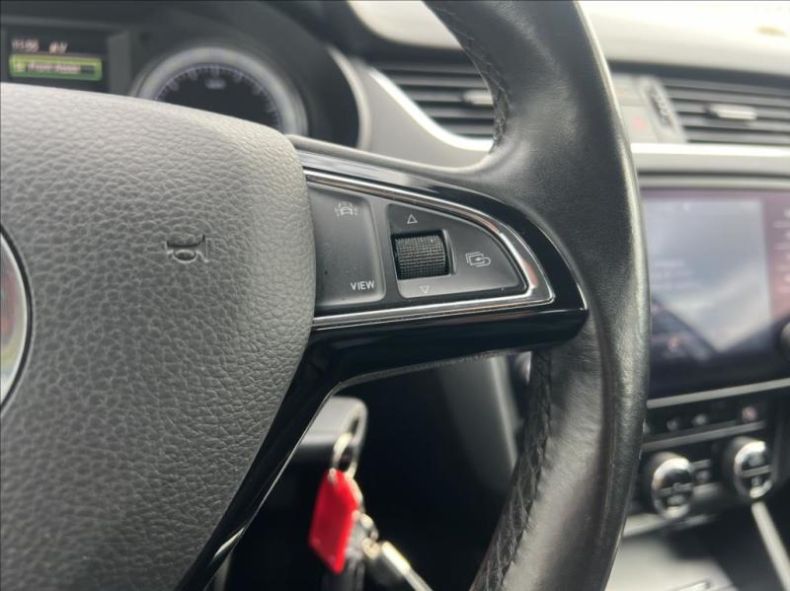 Škoda Octavia - hlavní fotka