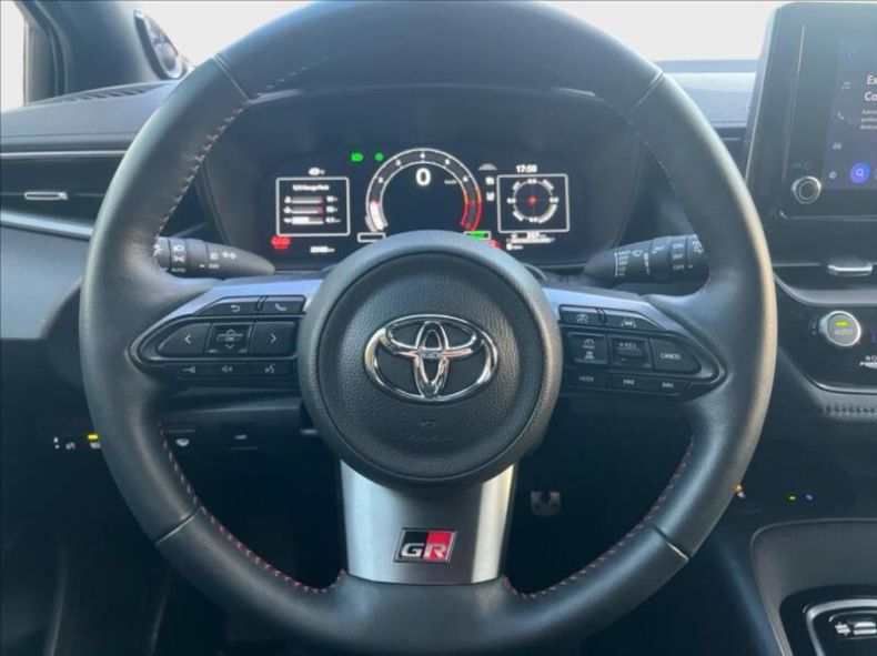 Toyota Corolla - hlavní fotka